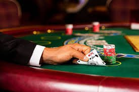 Studio dealer langsung sukses88 dengan meja Baccarat dan layanan multi-kamera